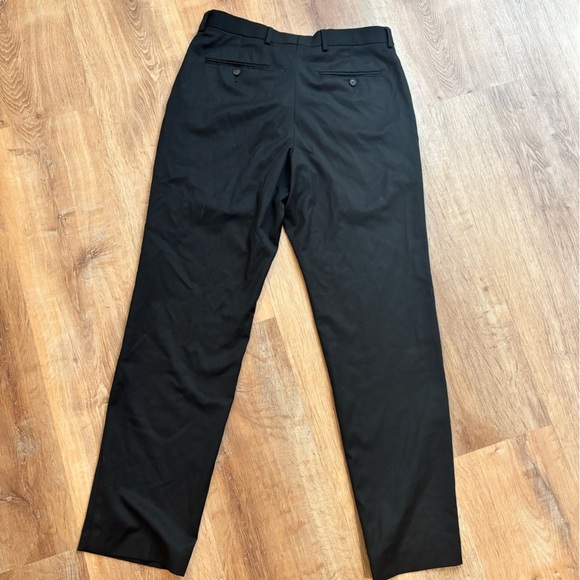 Stafford Men’s Dress Pants 32x32 Black Flat Front Classic Fit Coolmax - Picture 2 of 5